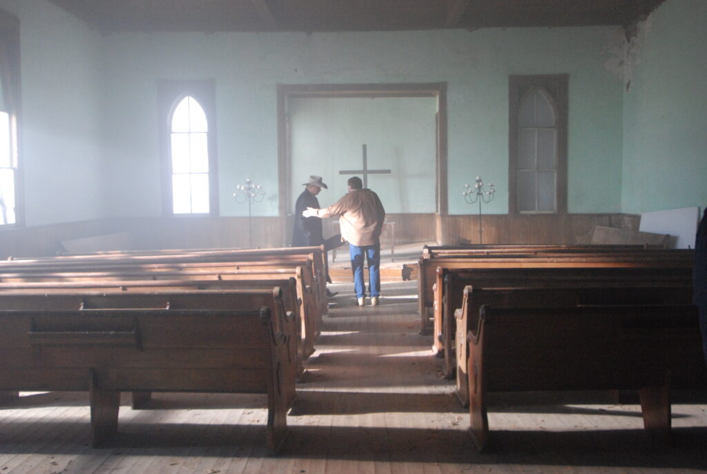 AJ Sissy's Song It was frezing in the churcc